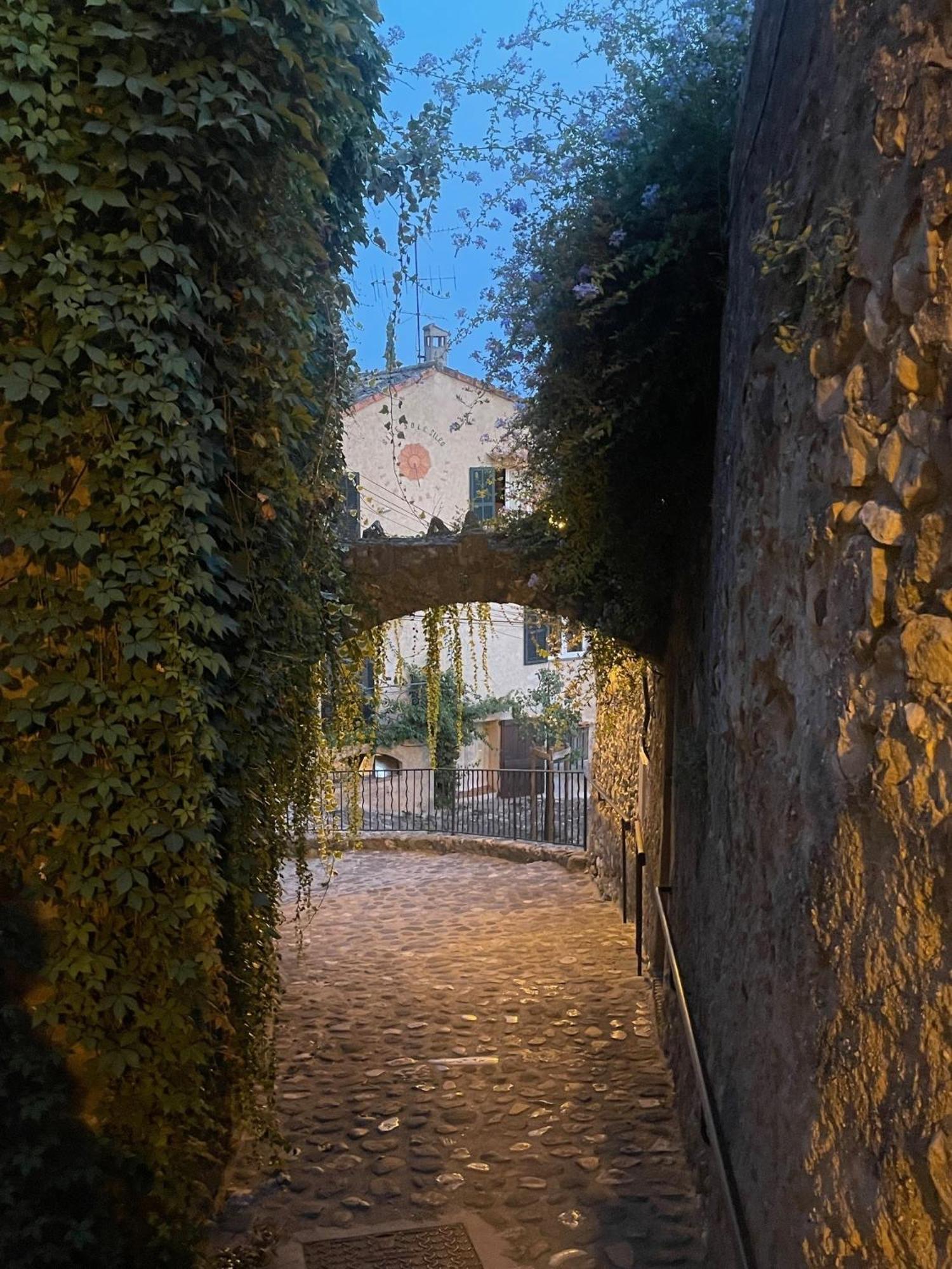 Apartment - Place Des Arcades